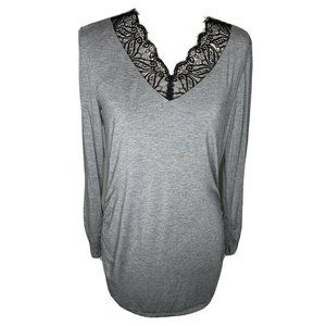 Soft Surroundings Ruched Top with Black Lace Neckline Size Medium Gray